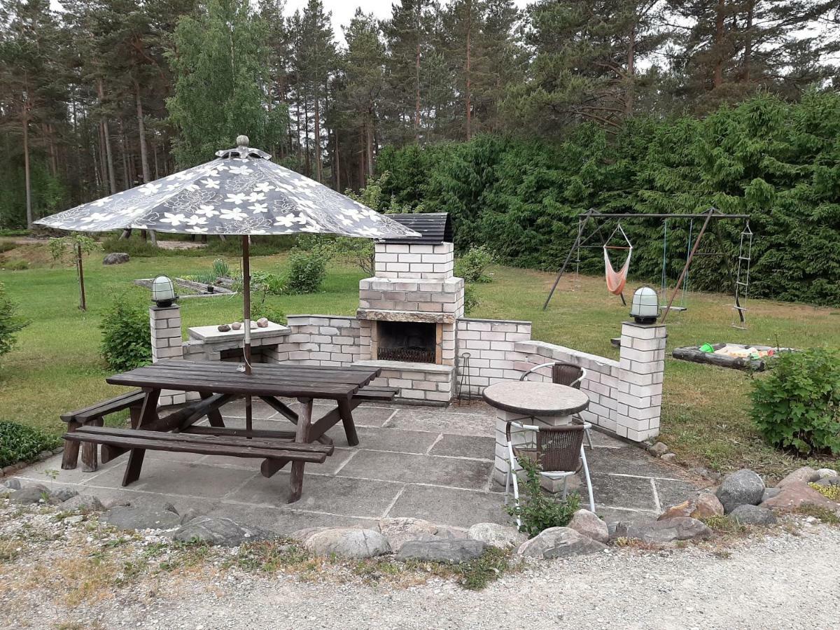 Nova Madise Guesthouse Rannaküla Buitenkant foto
