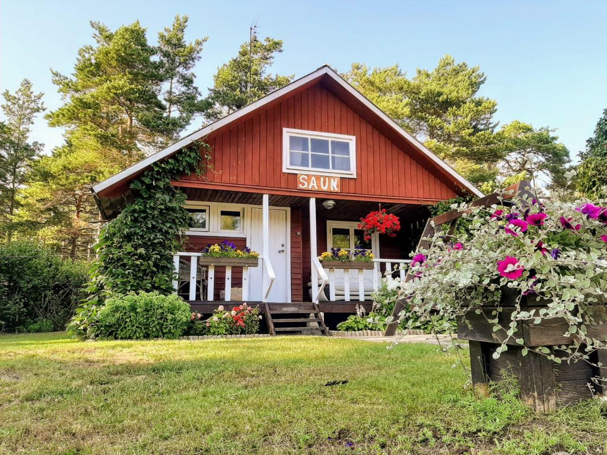 Nova Madise Guesthouse Rannaküla Buitenkant foto